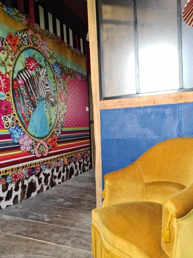 Ma Maison Charme Et Deco Atypique Sophieandco Bozouls Екстериор снимка